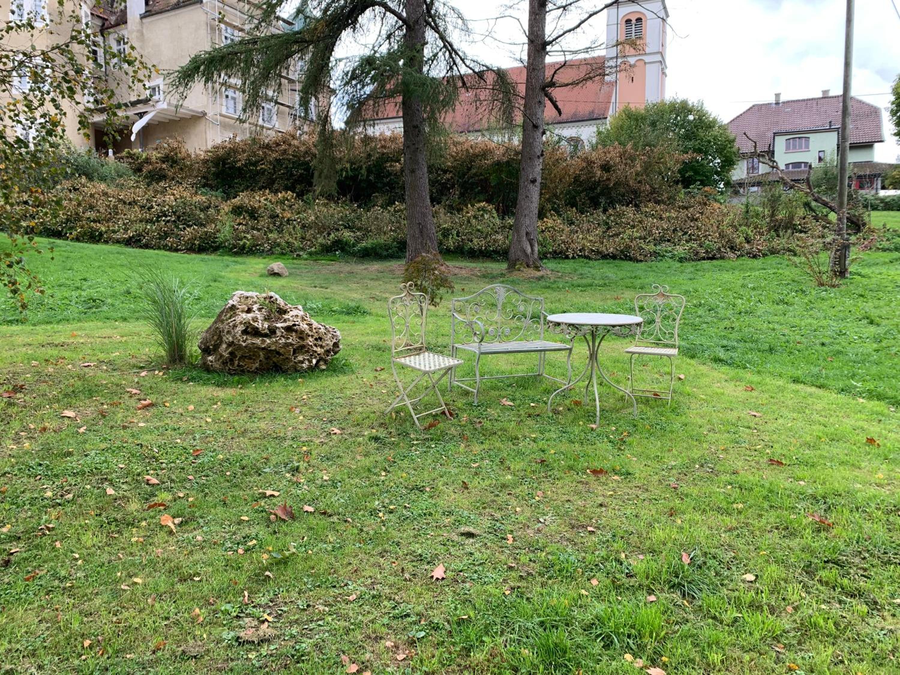 Schloss Hürbel Storchennest-Appartement - Luxury Apartment THE Stork Nest