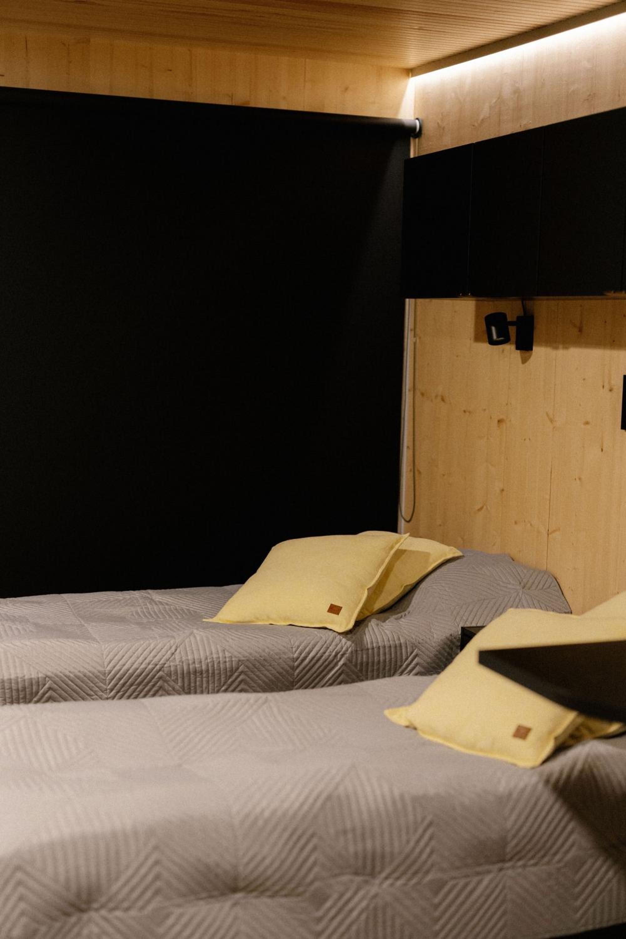 Hotel OmaBox - Ylivieska - Oma huoneisto saunalla