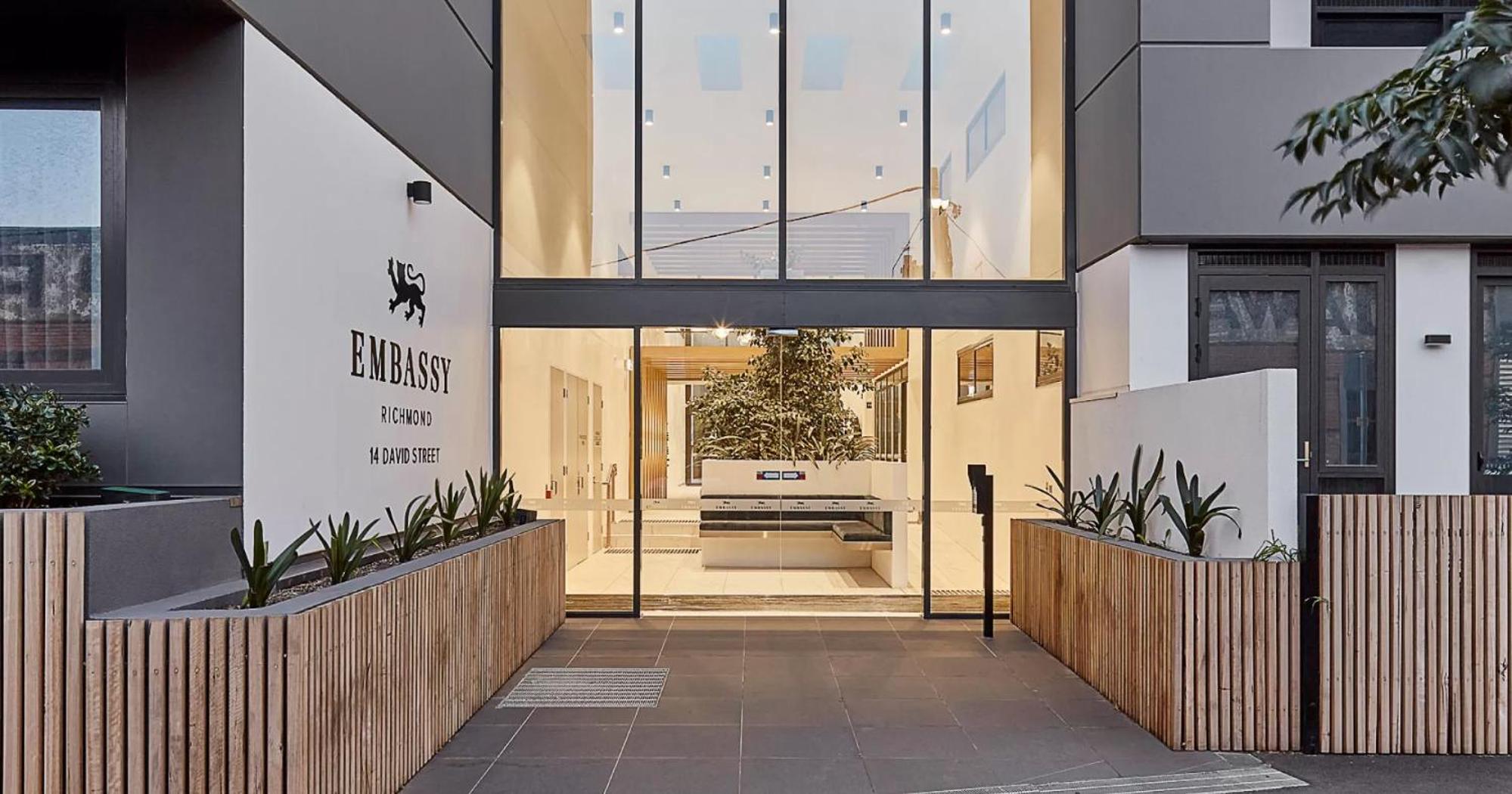 Luxury Living, Richmond