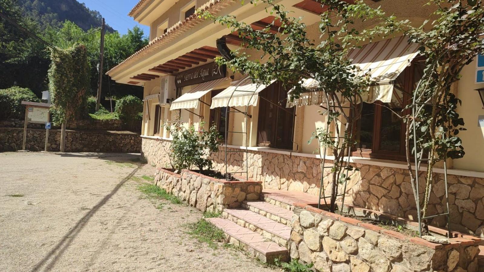 Hostal Restaurante Andra