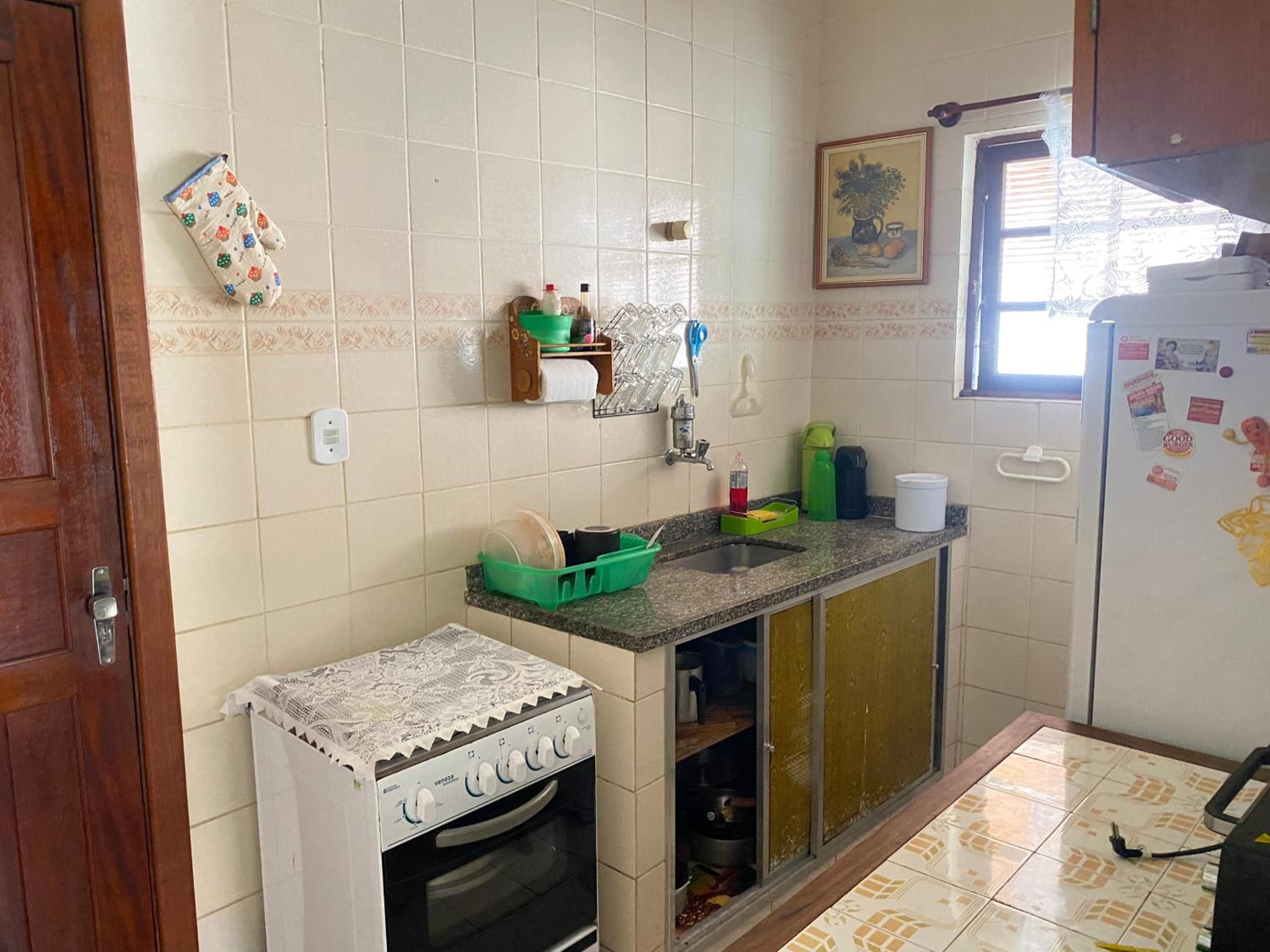 Casa com piscina próxima ao Shopping Park lagos
