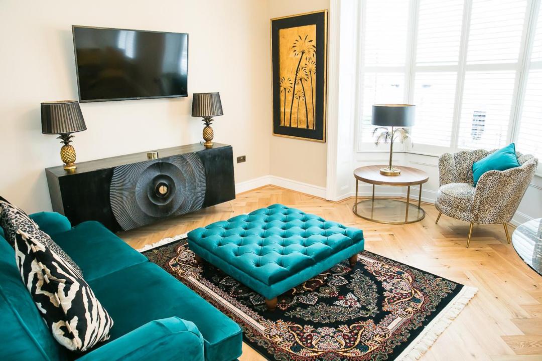 Serenity Suites - Luxury Apartments by Maison Parfaite - Whitby view 4