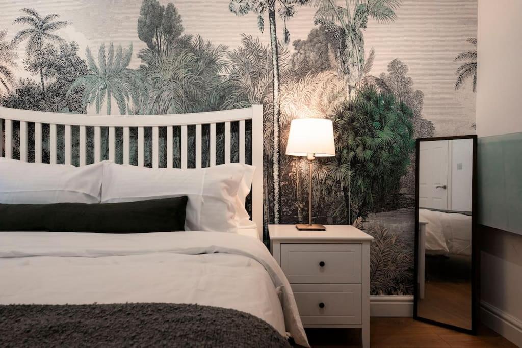 Holiday home 2BR l 2BA With Patio-Sleep 6