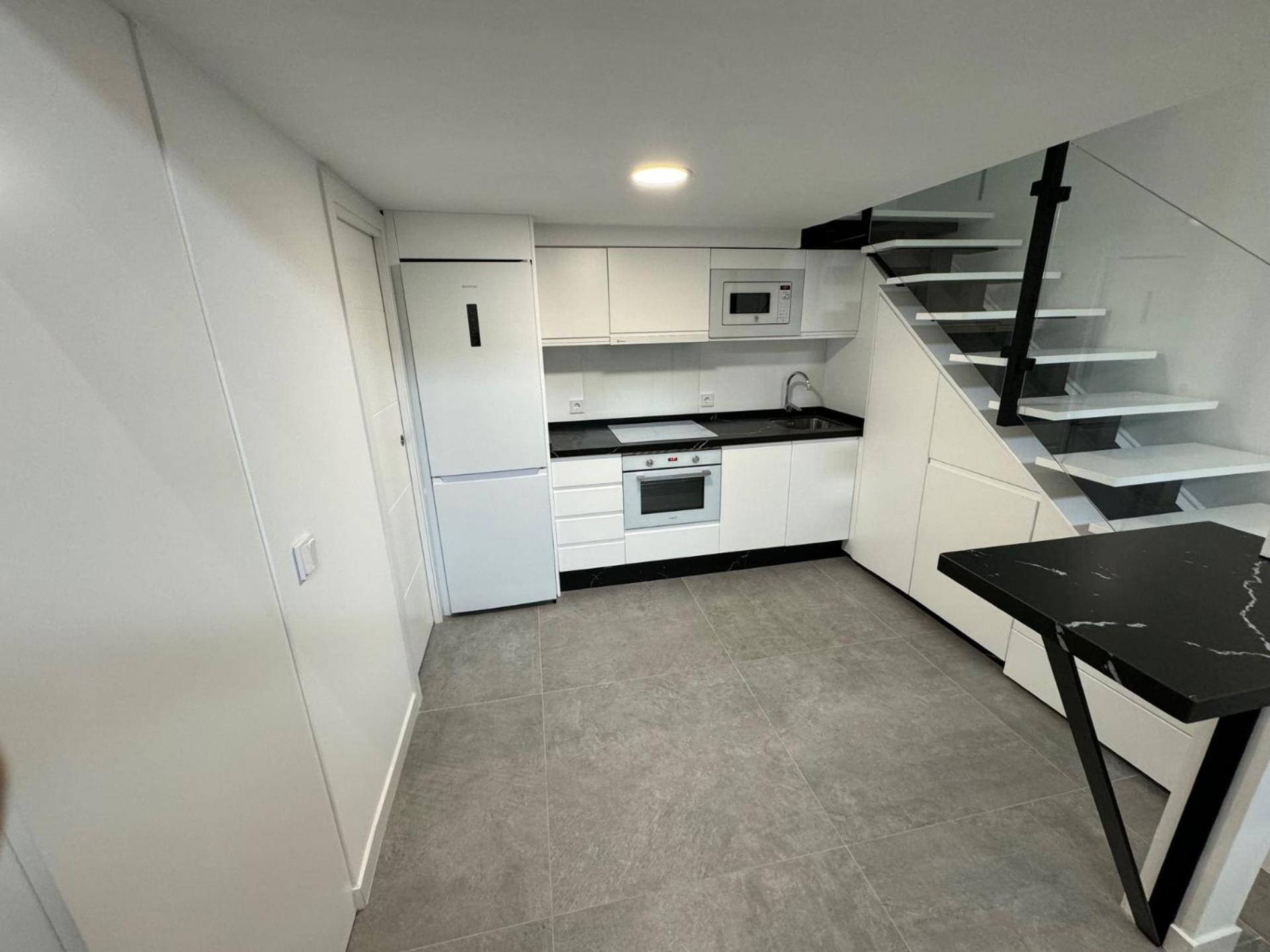 Apartamento tipo Dúplex - NO SE ADMITEN MASCOTAS, NO PETS view 4