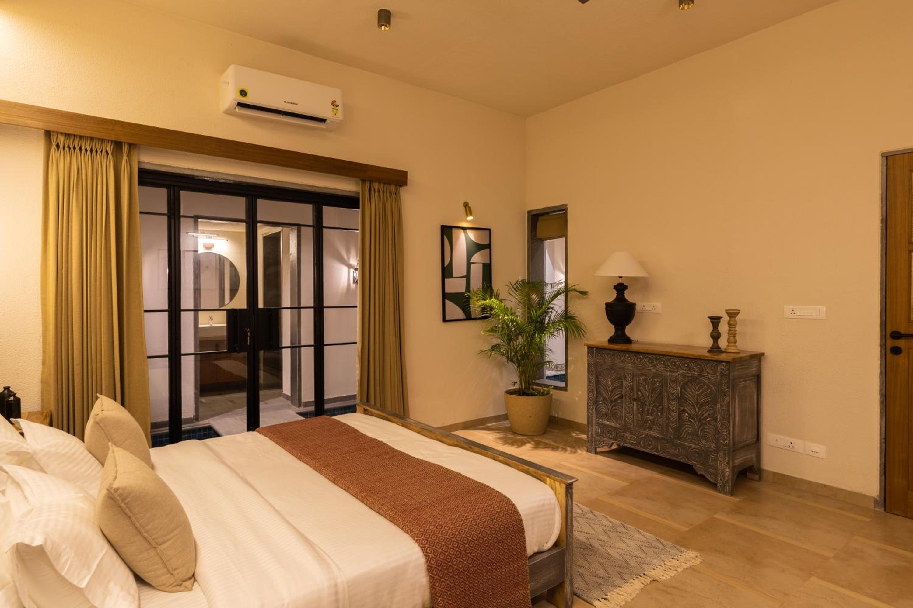 hotel room
