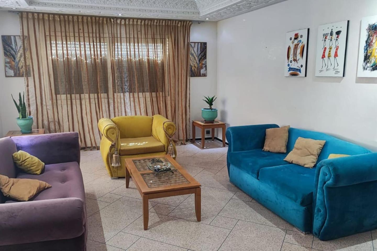 lounge