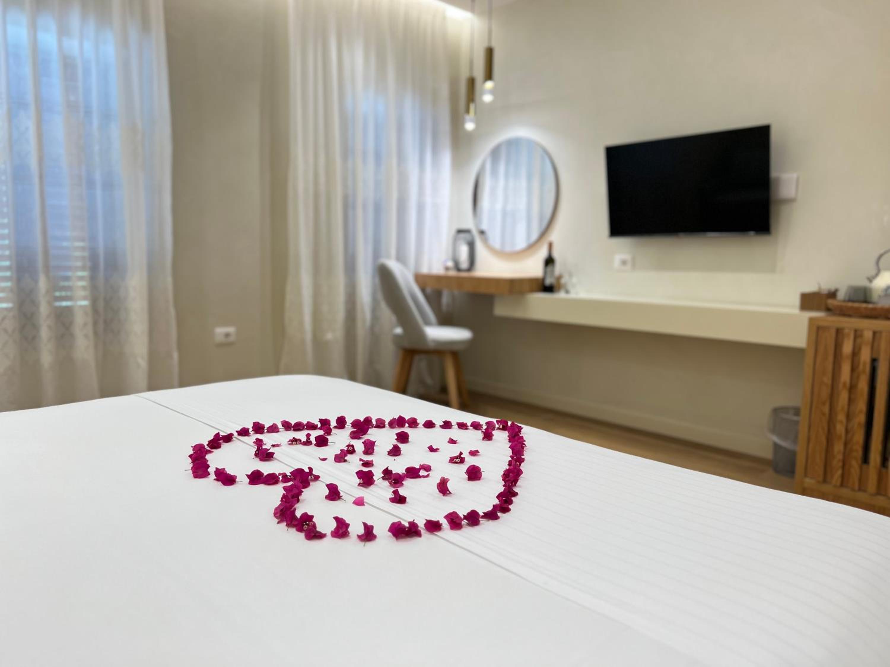 Elpis Guest House