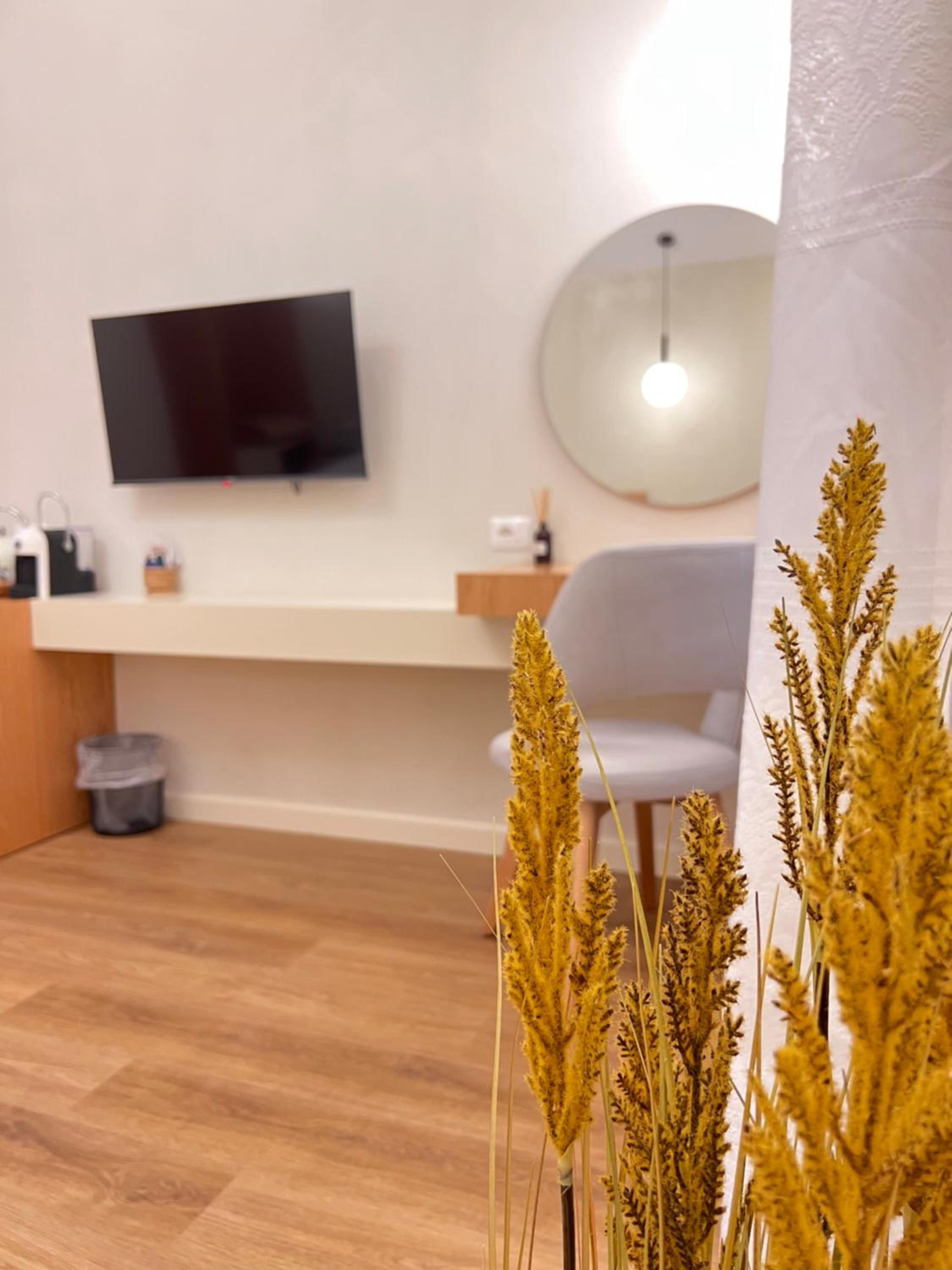Elpis Guest House