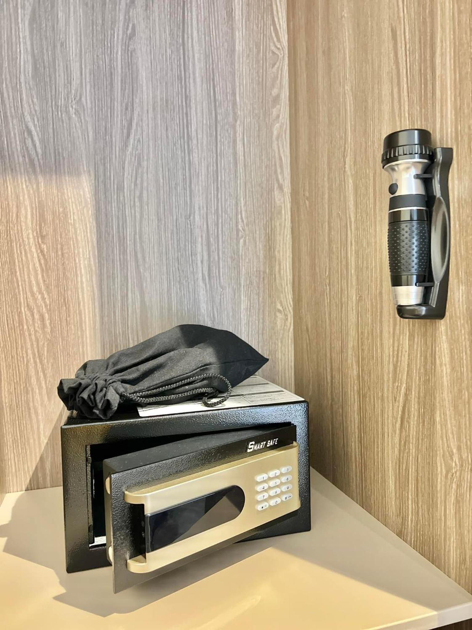 SureStay by Best Western Iconic Ari-Jatujak 2