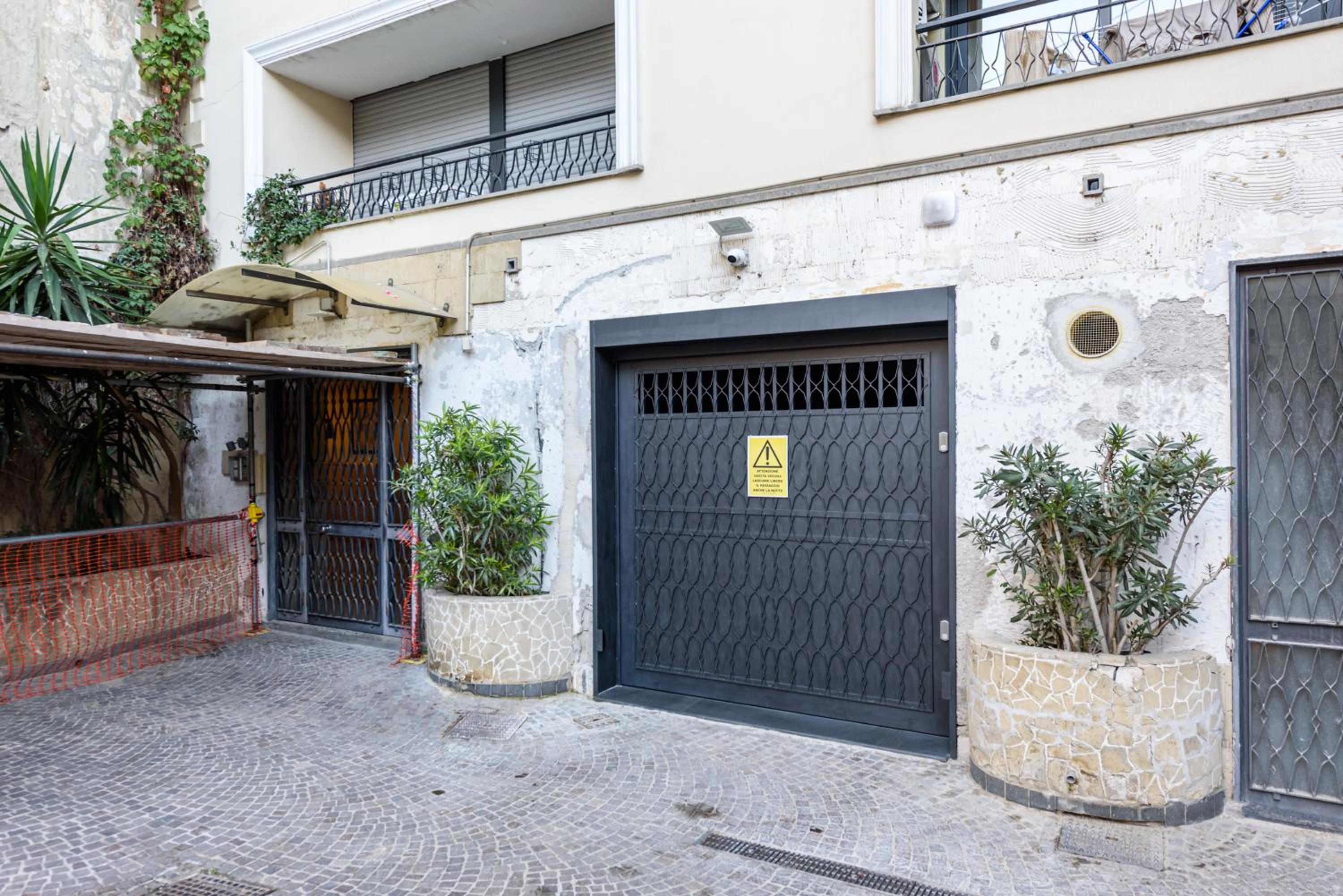 JFK Mergellina apartment