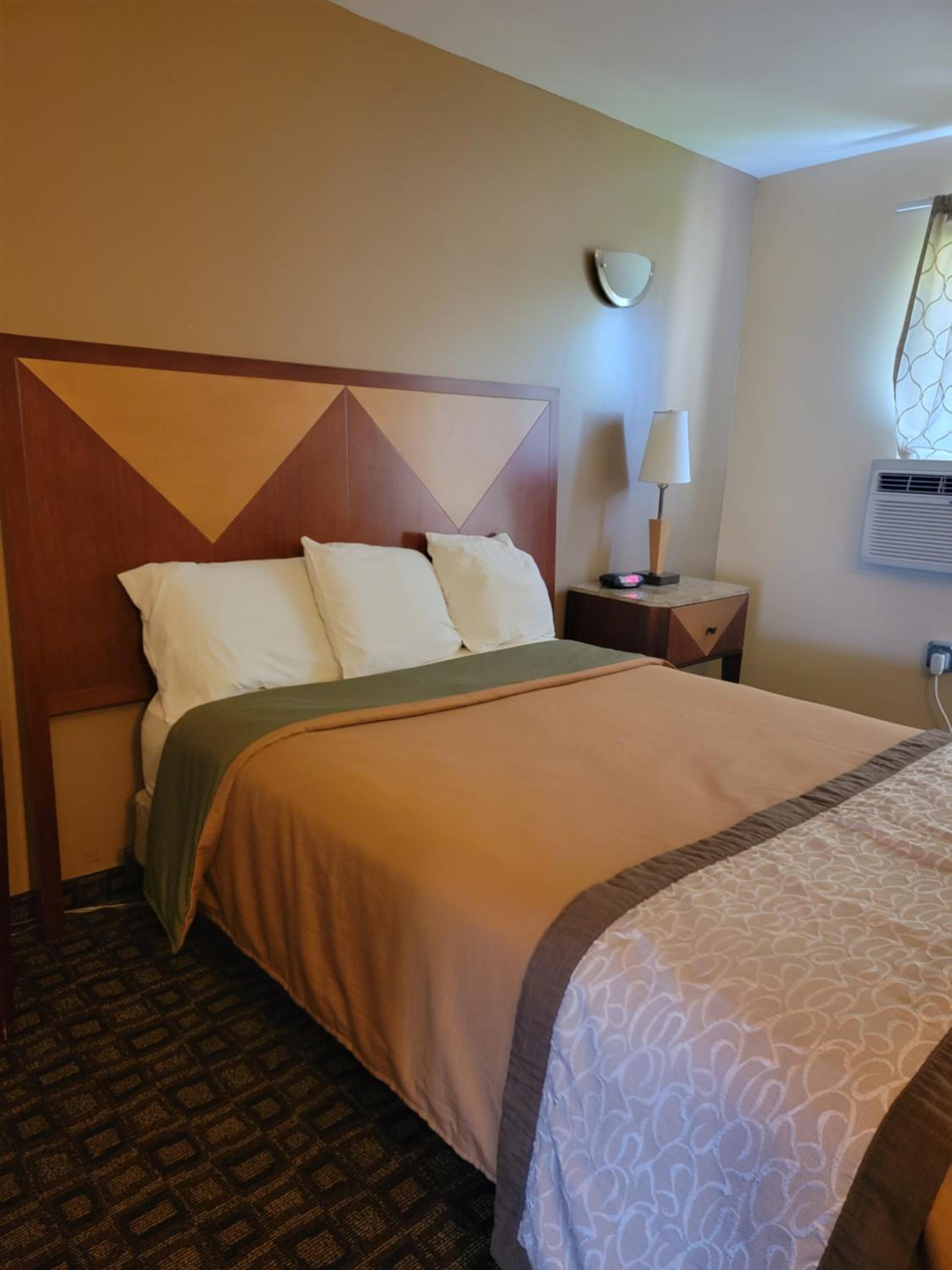 M Star Hotel Mansfield view 5