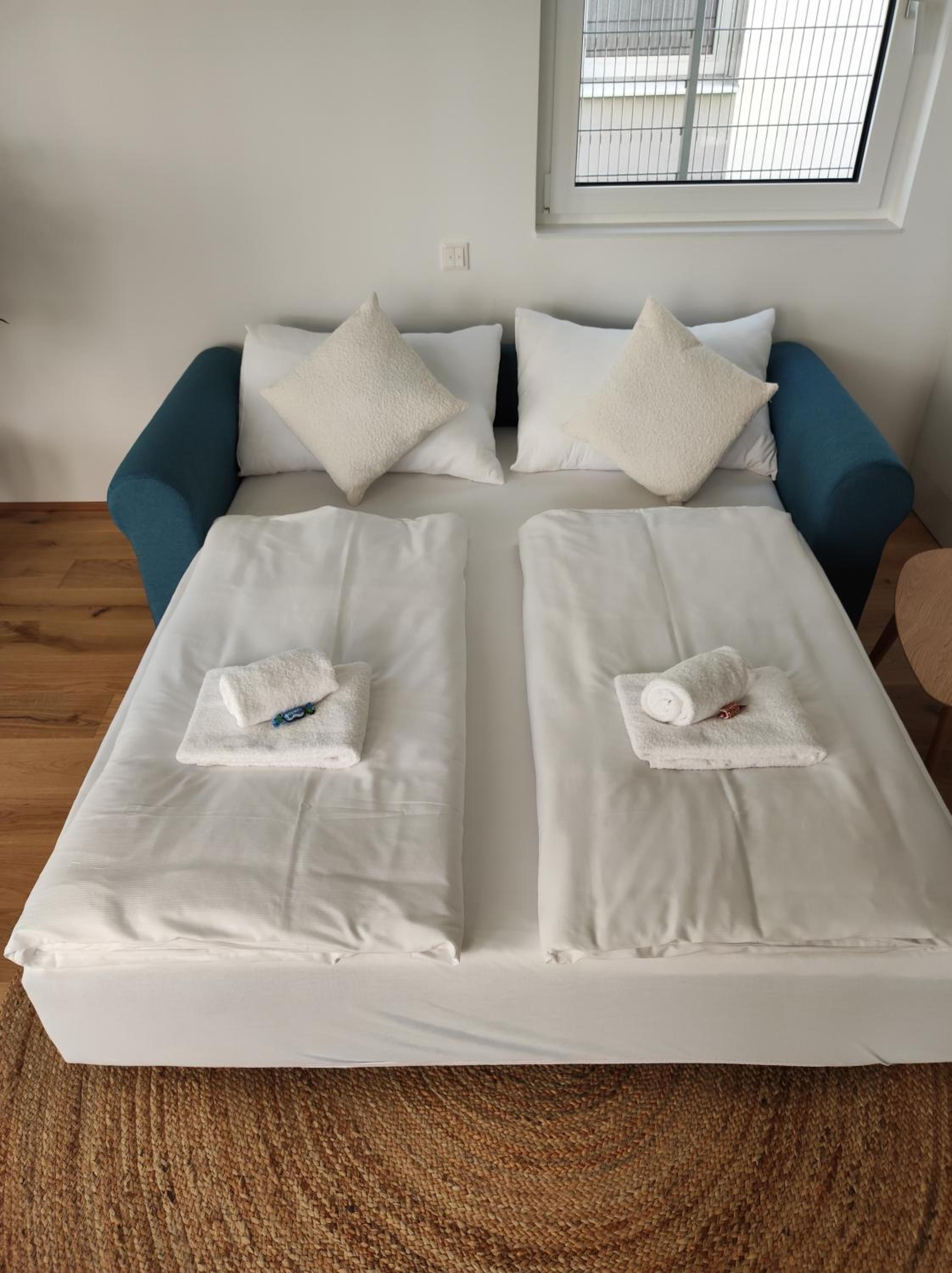 Roksox-home Apartment gegenüber der Uno-City und Kaiserwasser