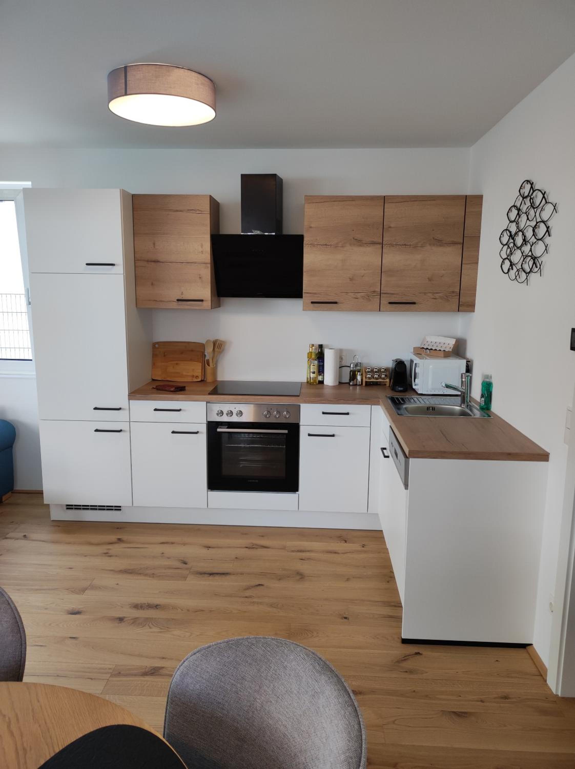 Roksox-home Apartment gegenüber der Uno-City und Kaiserwasser
