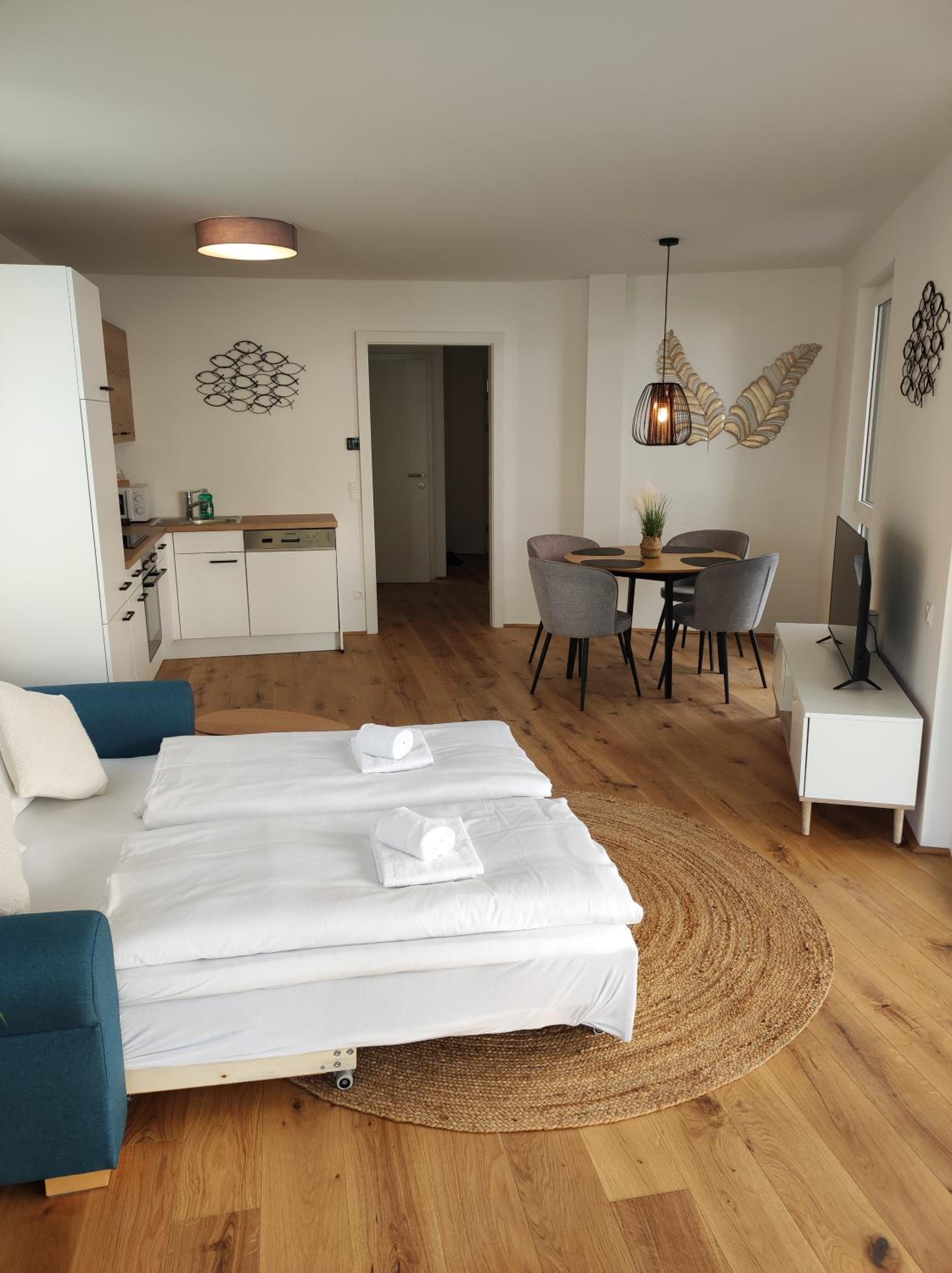 Roksox-home Apartment gegenüber der Uno-City und Kaiserwasser