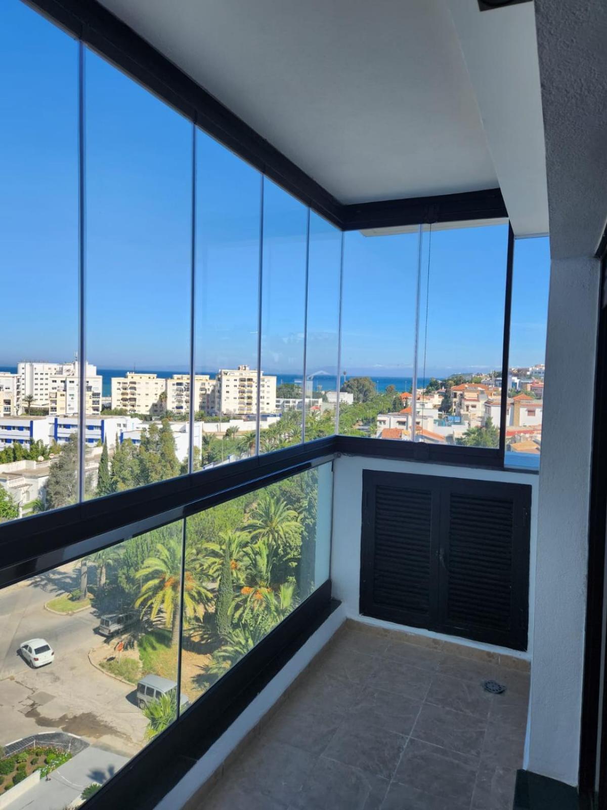 Appartement Confort Vue Mer I Piscine et Parking I Exclusivement aux Familles view 2