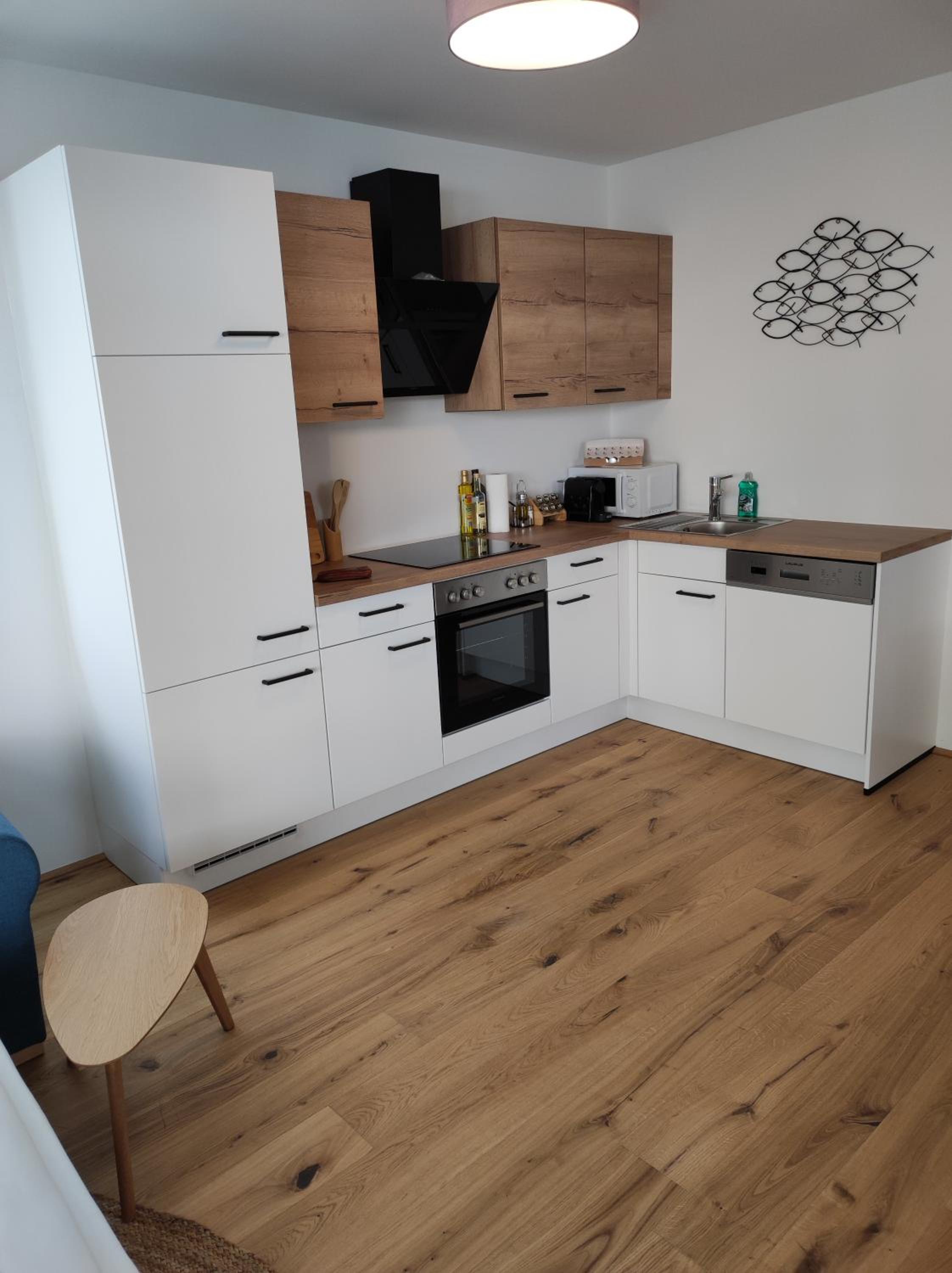 Roksox-home Apartment gegenüber der Uno-City und Kaiserwasser