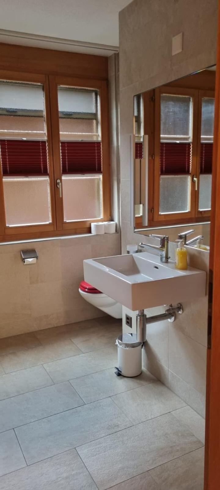 Sofia Apartment - Aare Jungfrau AG