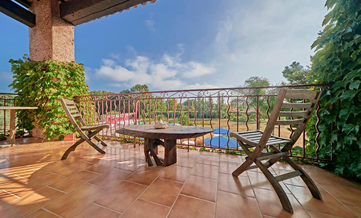 VILLA MERCEDES B&b view 2