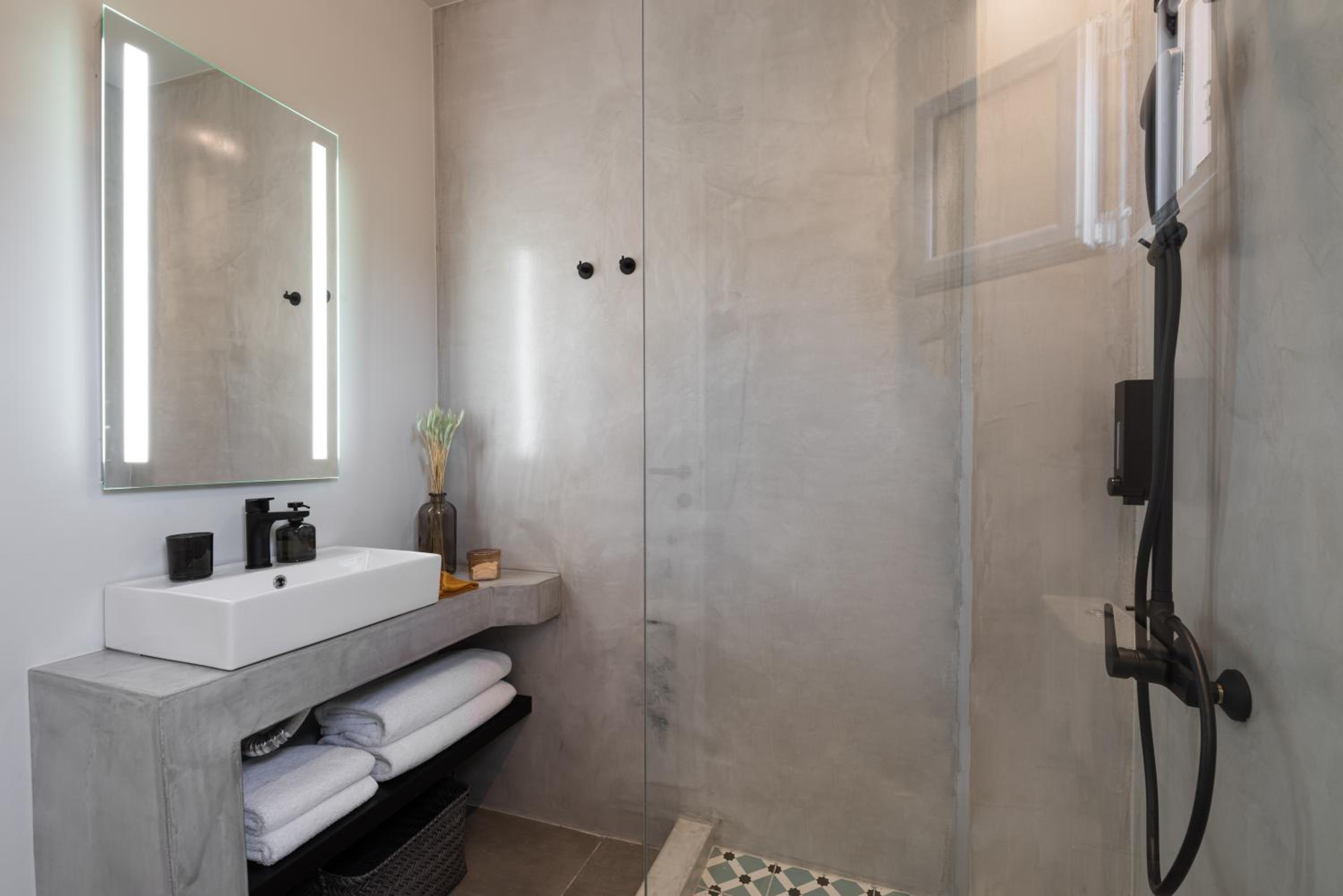 Meliora Suites