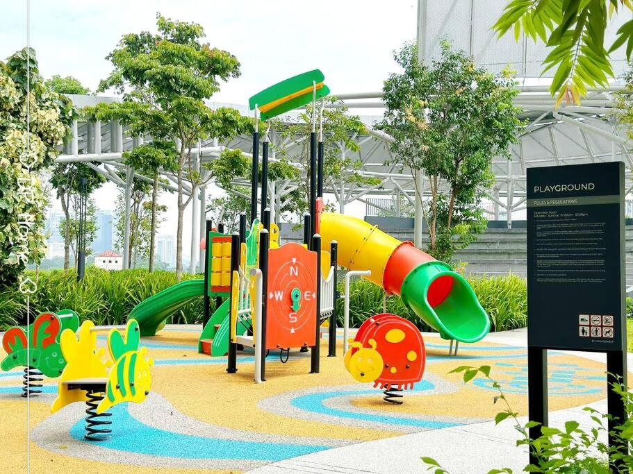 Harmony HomestayTrion TRX KL MRT Velocity 5-6Pax