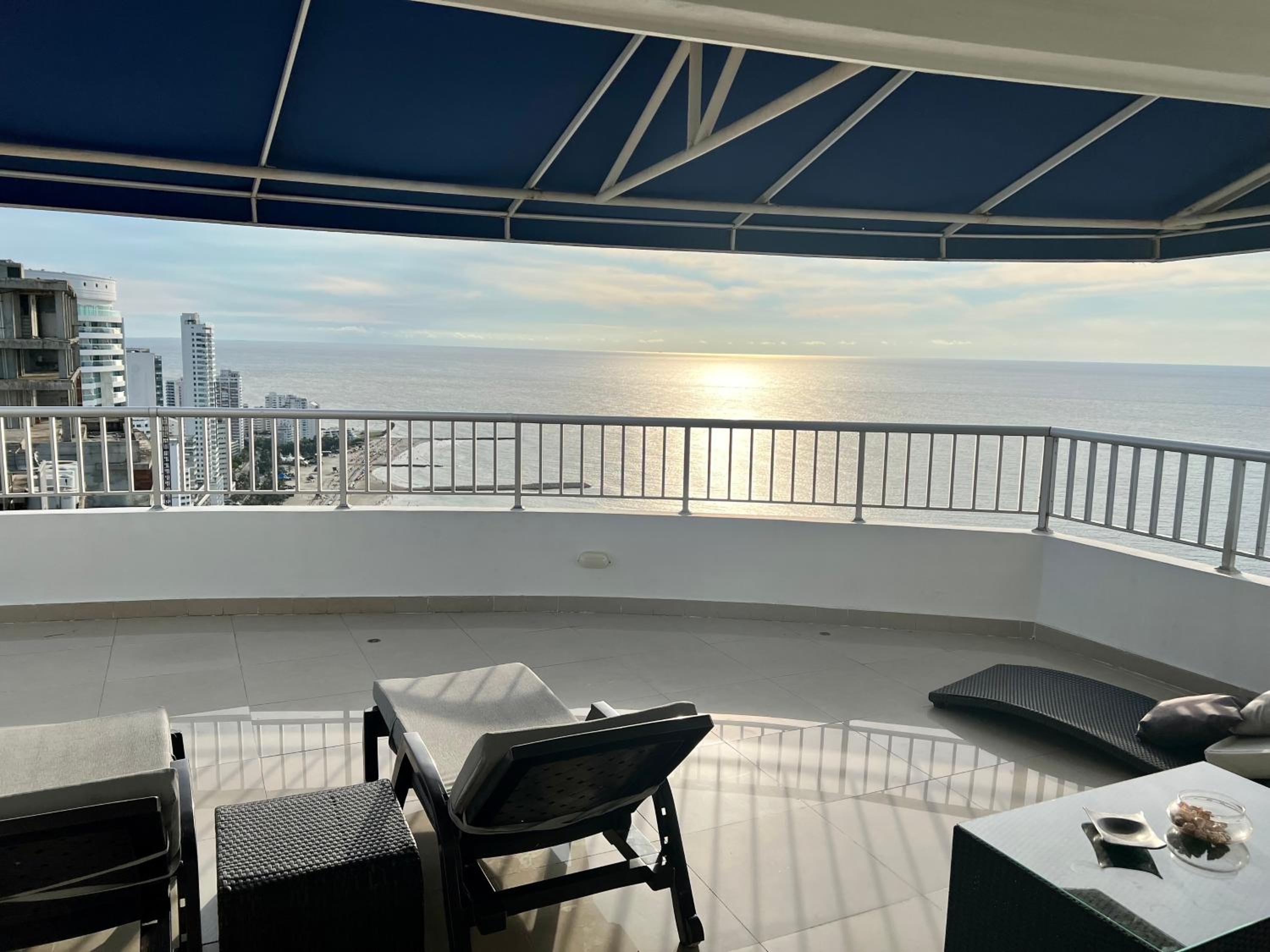 Palmetto Penthouse Deluxe Beautiful view and sunset floor 39