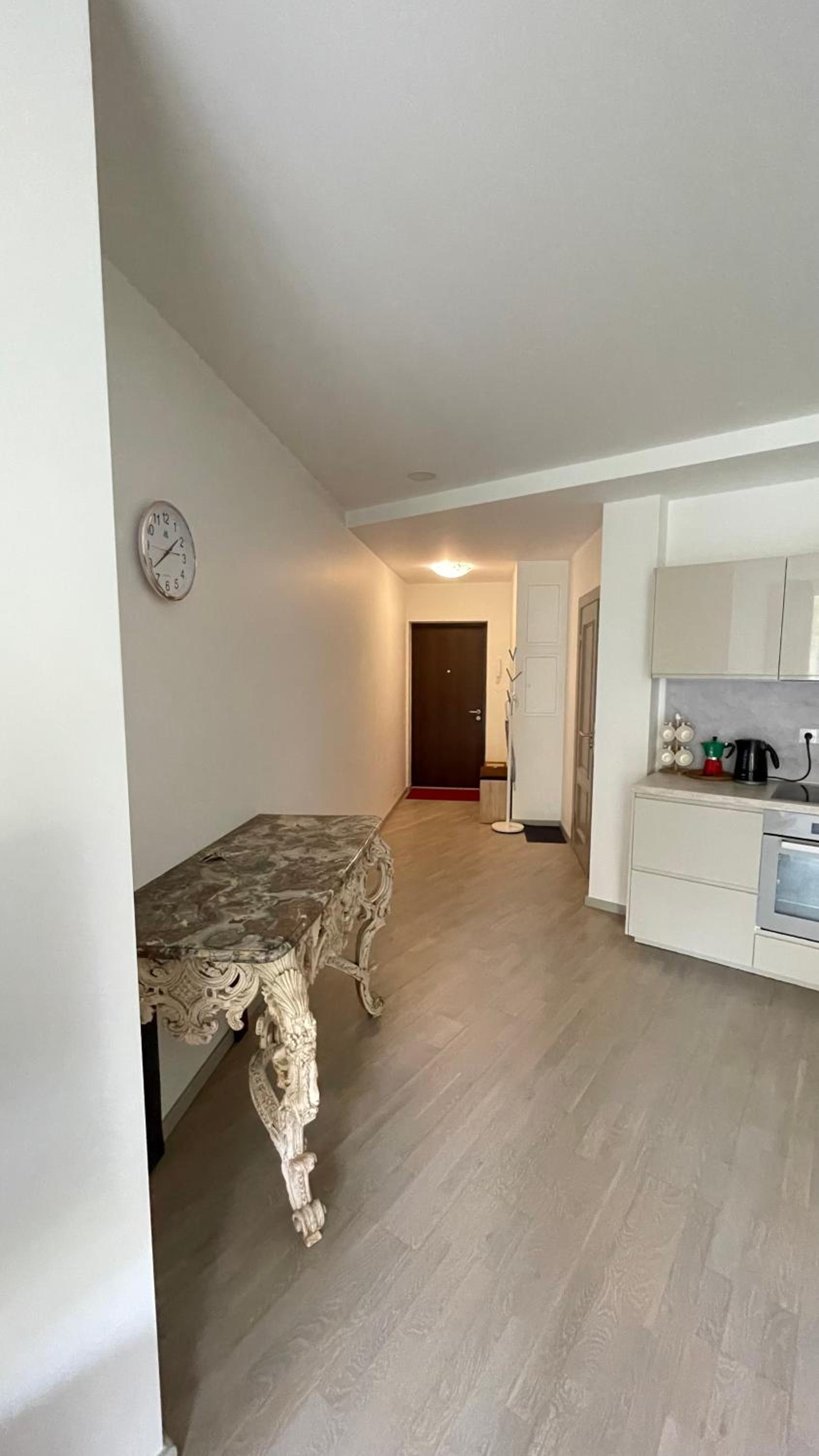Hugo apartment & parking view 2