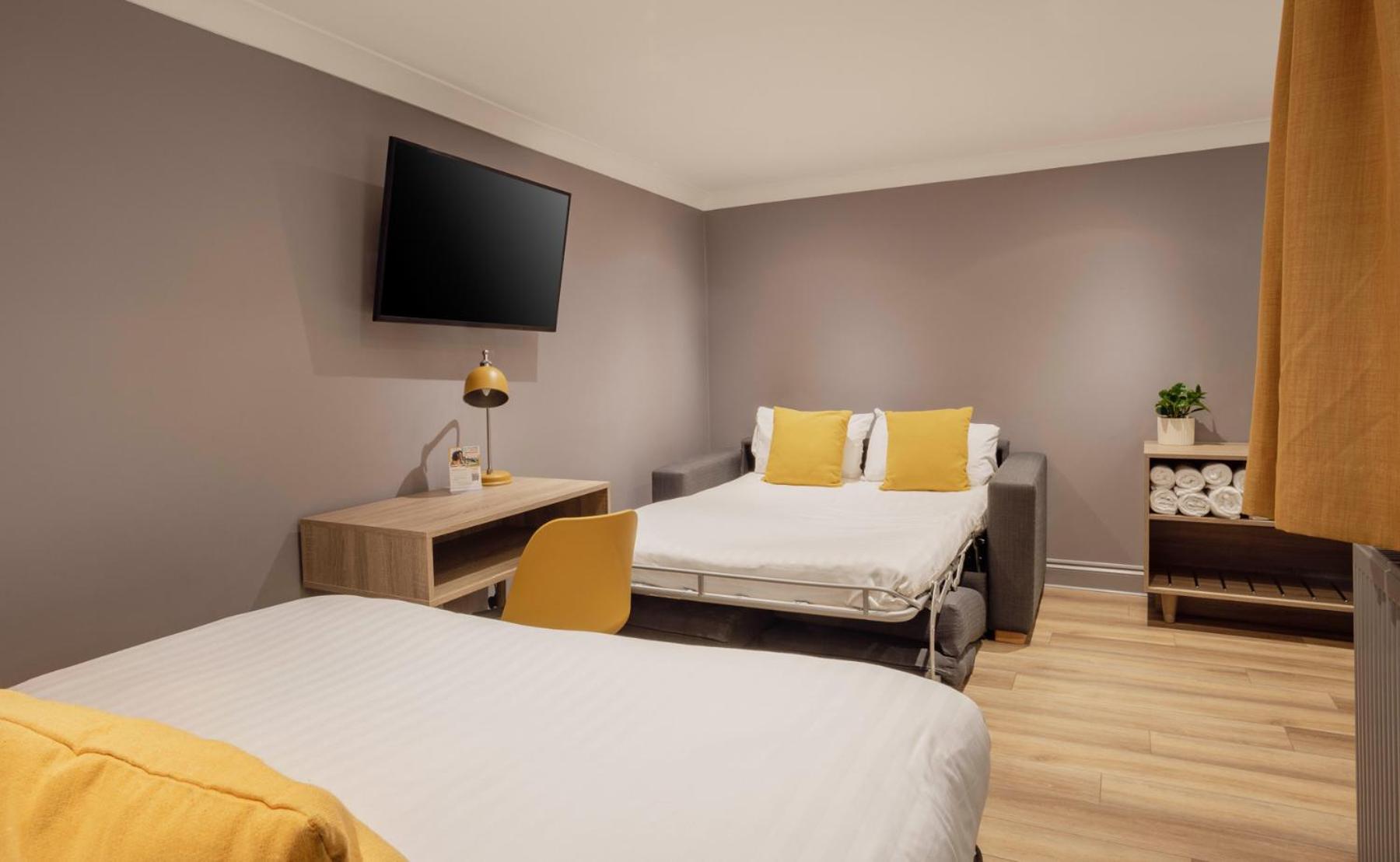 hotel room
