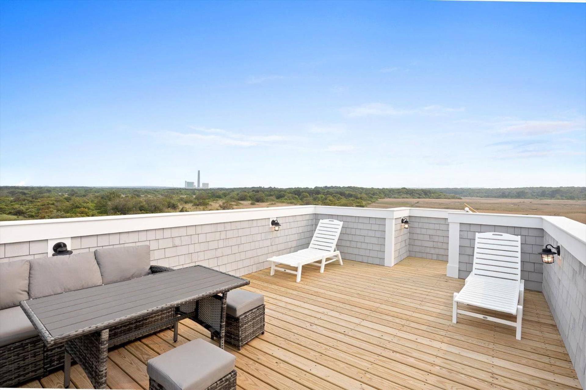 Sandy Clydesdale: Sagamore Beach Sandwich view 2