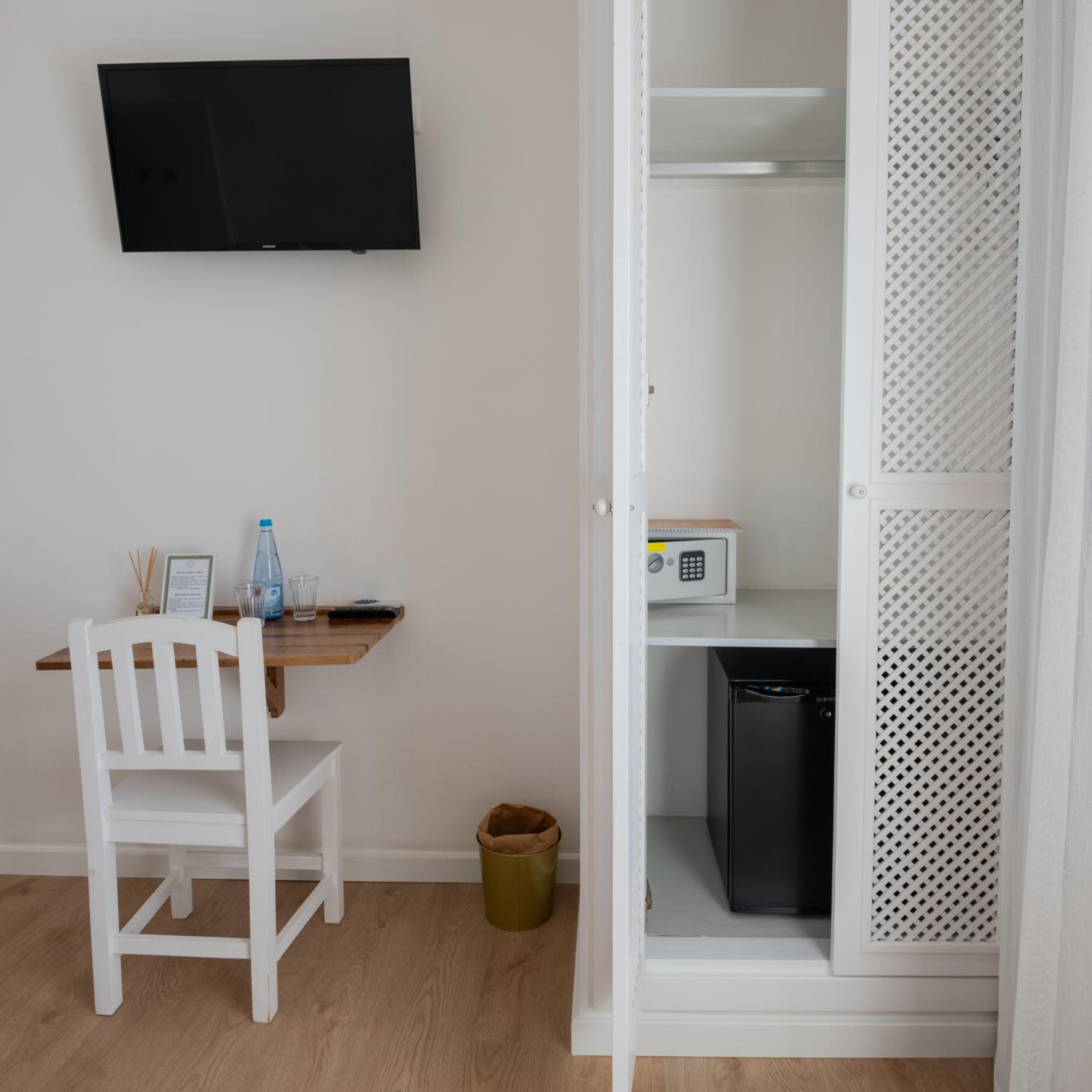 Photo 42