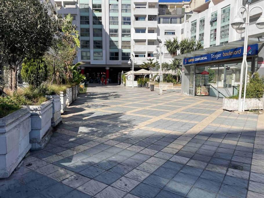 Hotel Royale duplexe Pleine Centre Tanger - Image 1