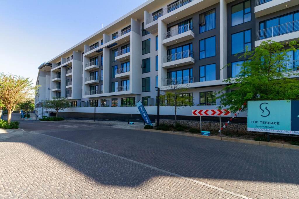 #AlimamaSpaces: The Manson's Sandton Gate