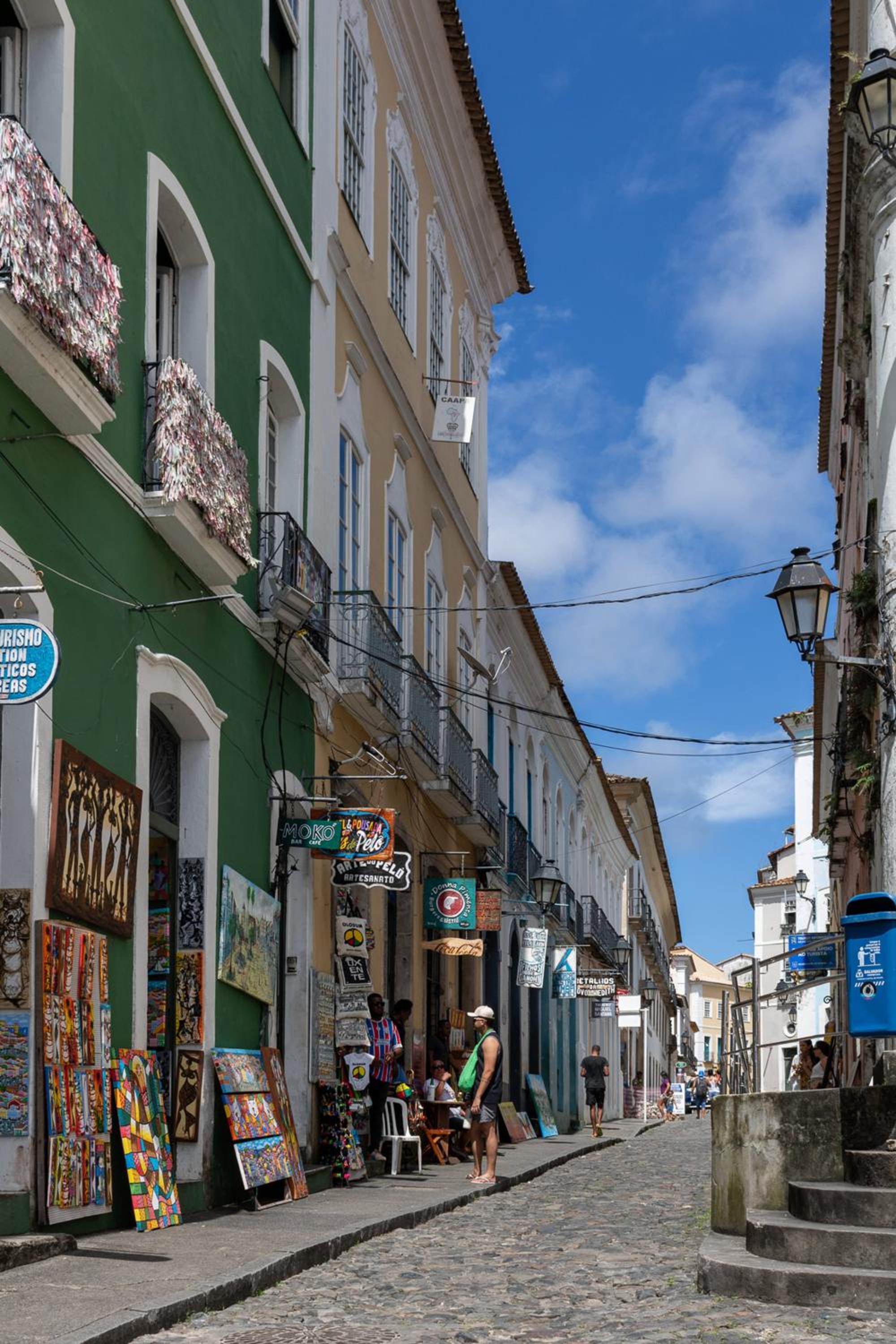 Experiência Autêntica no Pelourinho - Studio em Casarão Histórico até 6 hóspedes