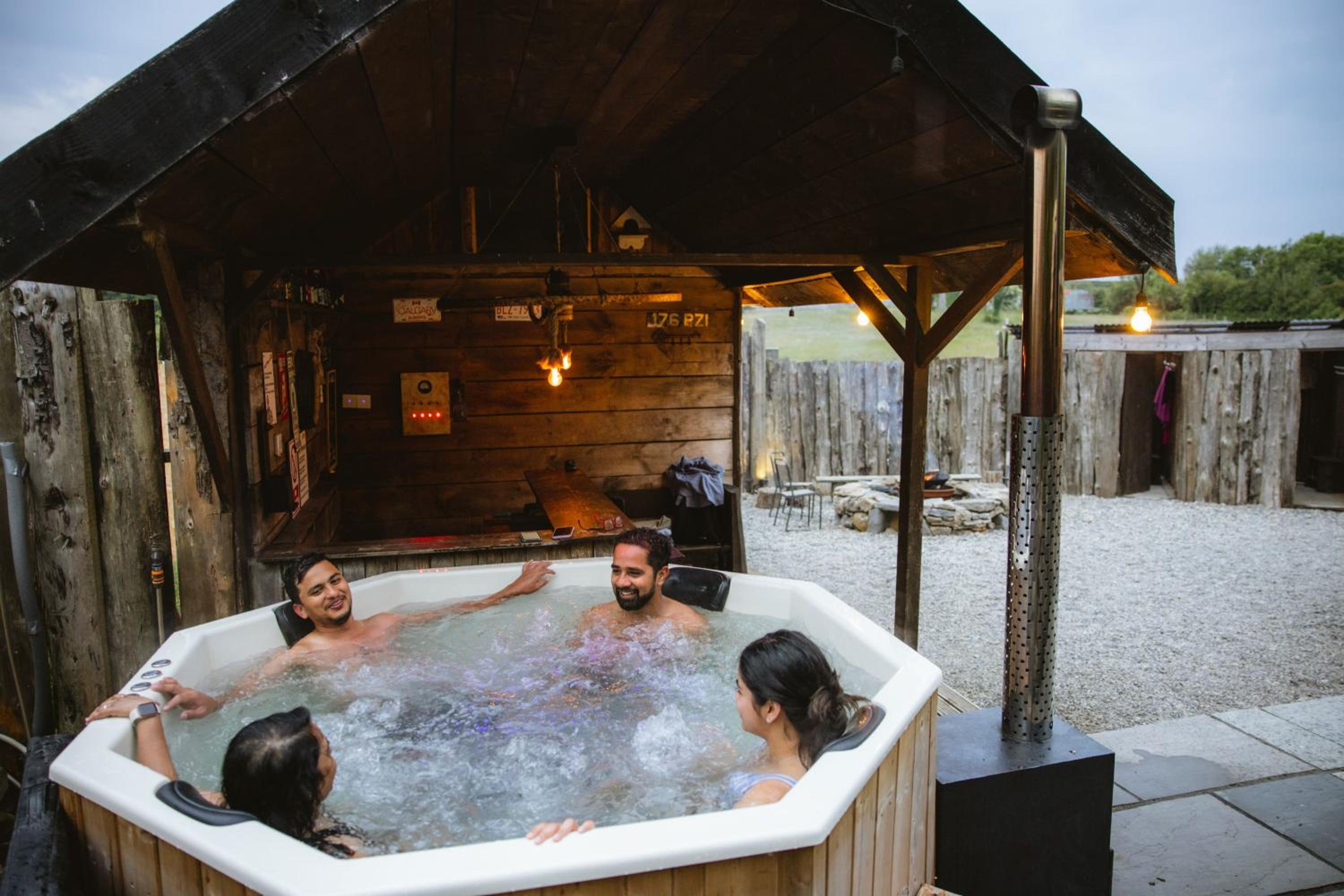 Mayo Glamping