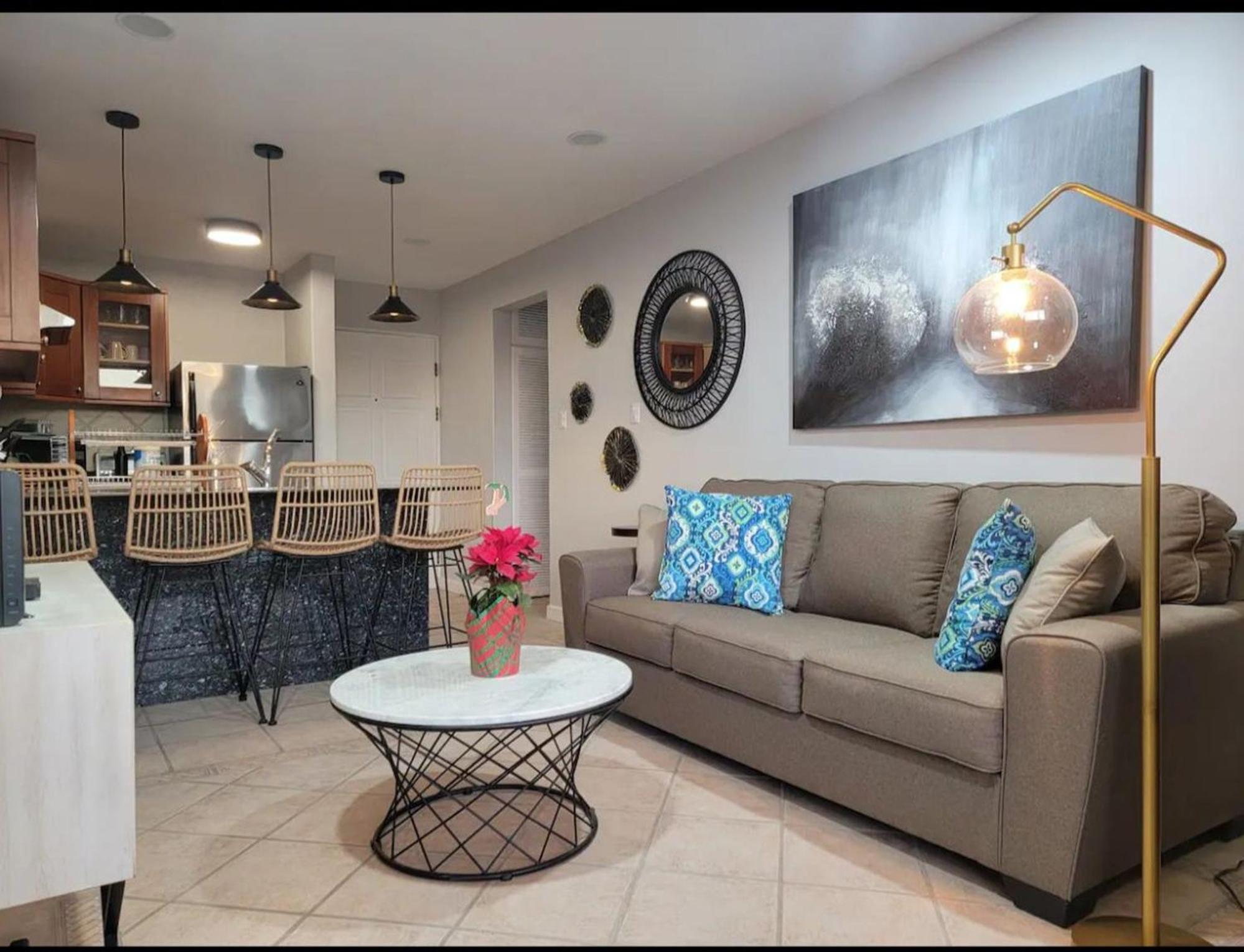 Cozy Resort Beach Condo in Playa Hermosa