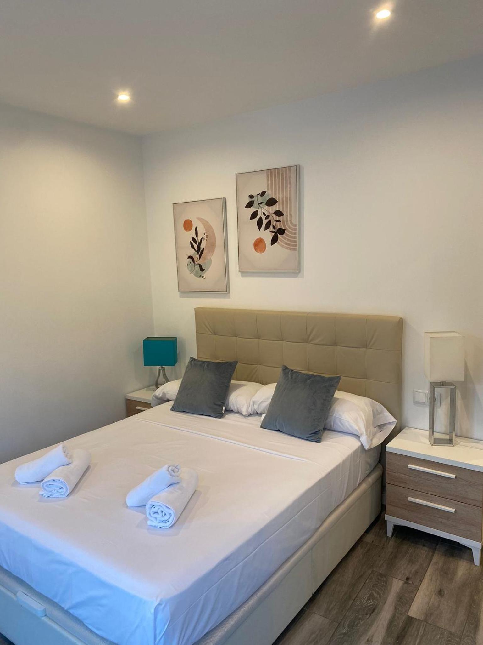 Casas349h Alicante Centre First Floor view 2