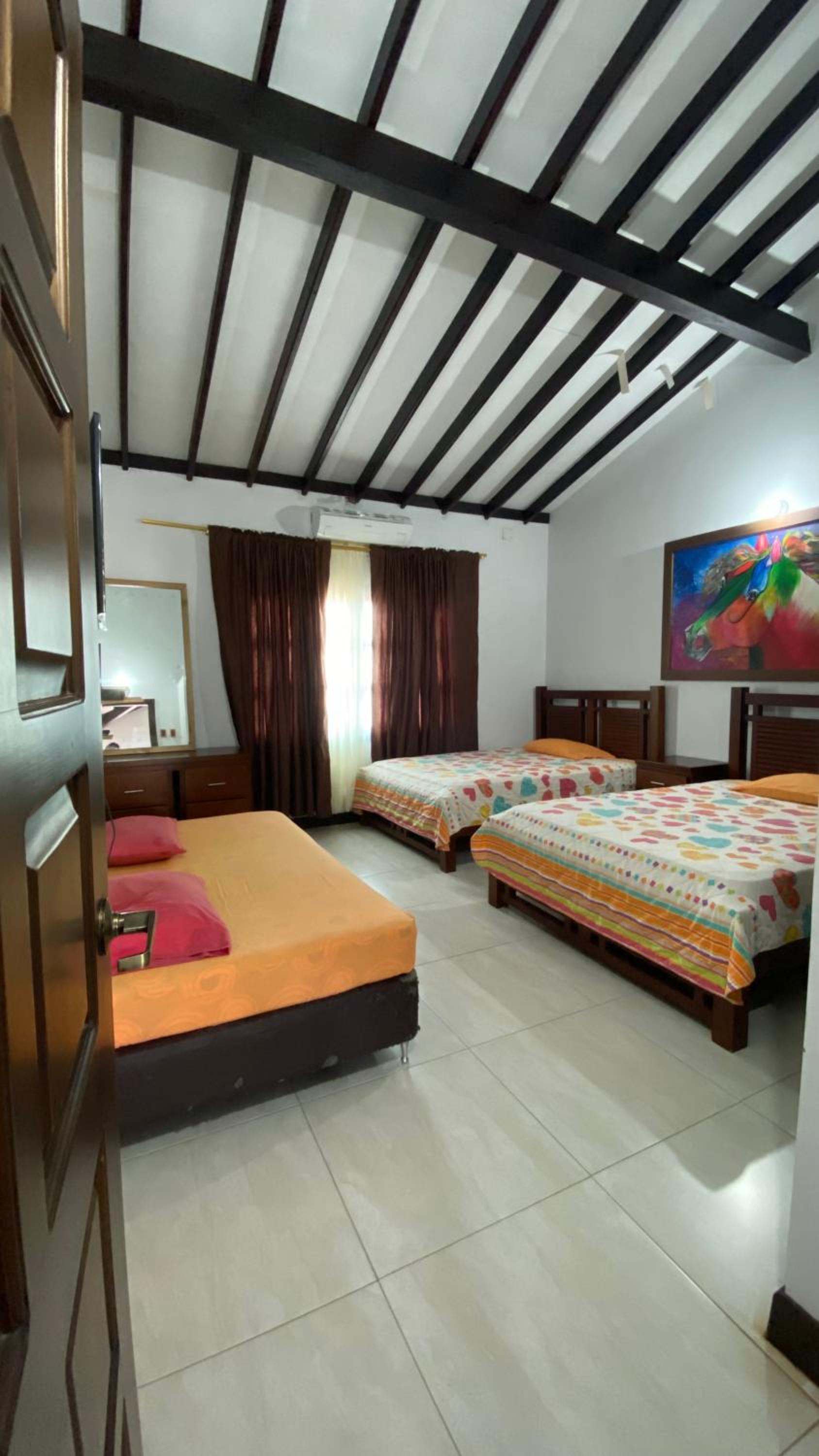 El Hotel De La Tía