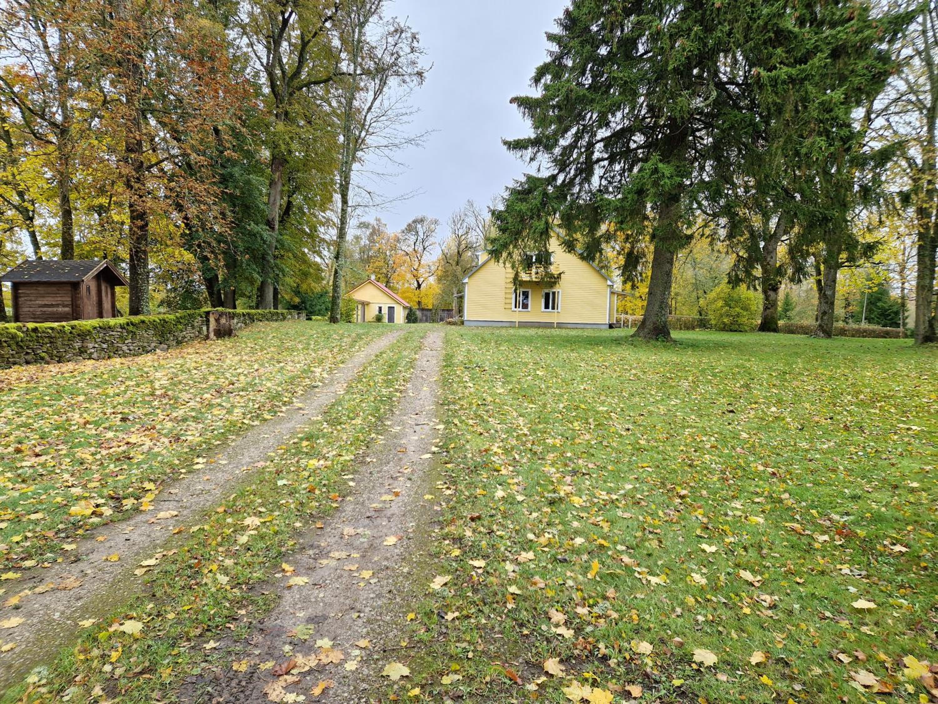 Püha Guesthouse