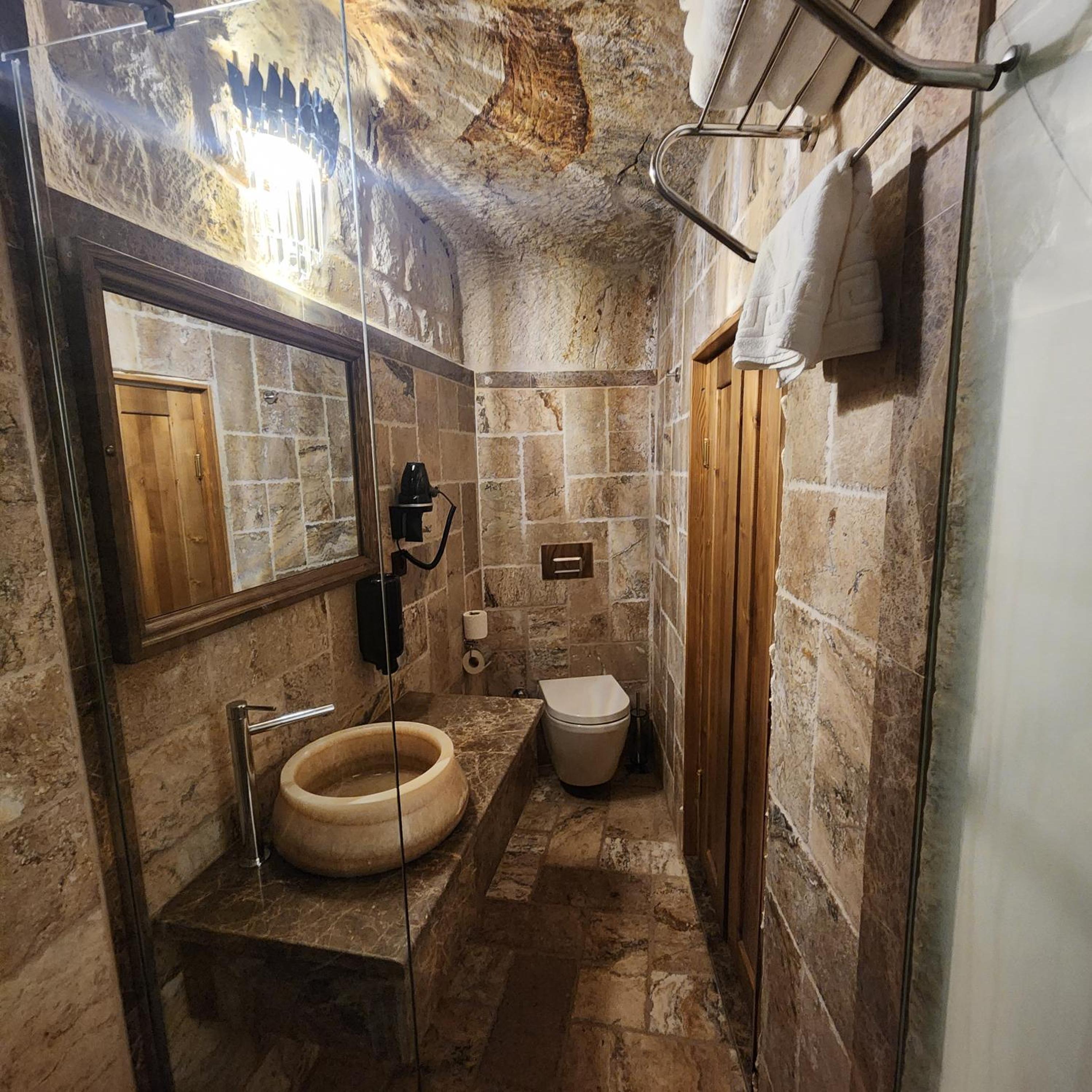 Noah's Ark Cave Hotel - Image 28