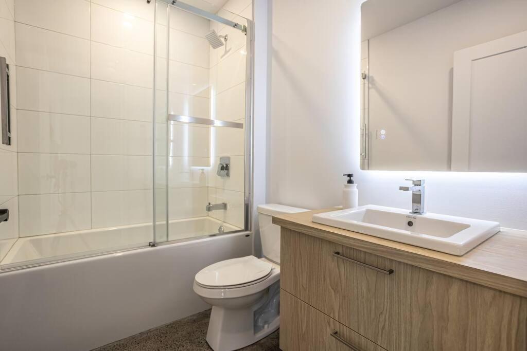 NEW Family Chalet for 12 people and Spa Mont Tremblant