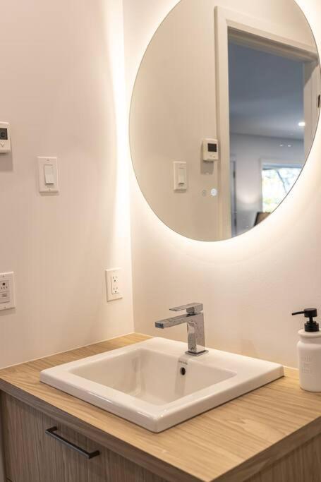 NEW Family Chalet for 12 people and Spa Mont Tremblant