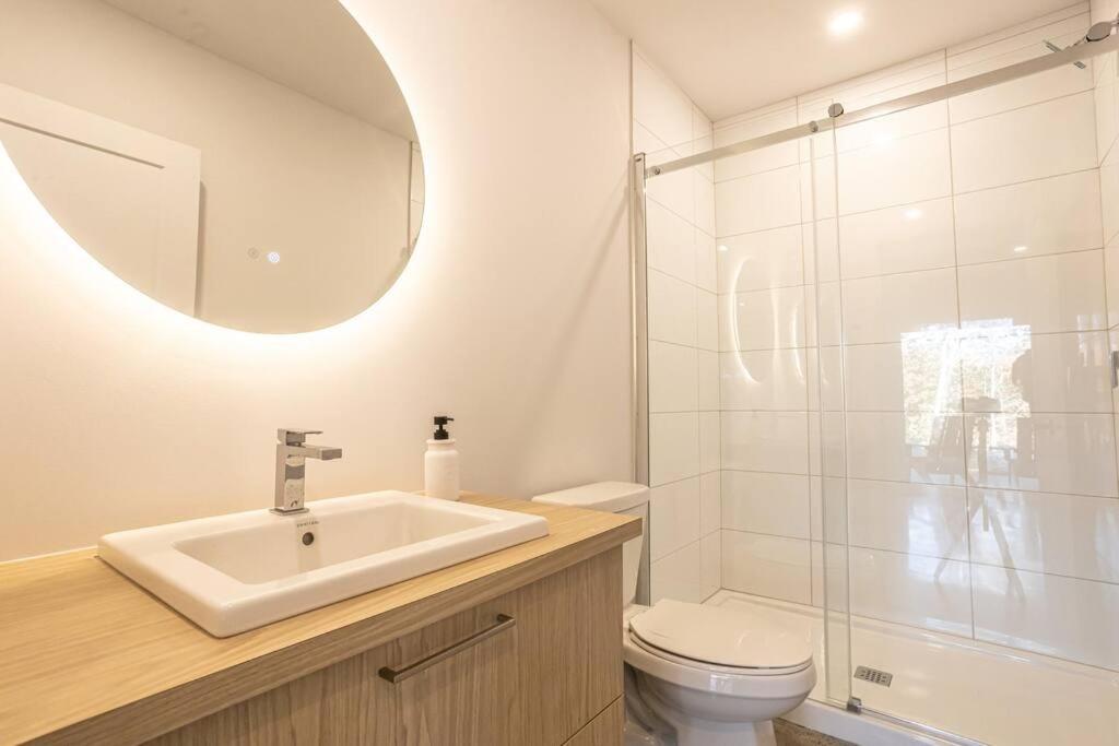 NEW Family Chalet for 12 people and Spa Mont Tremblant