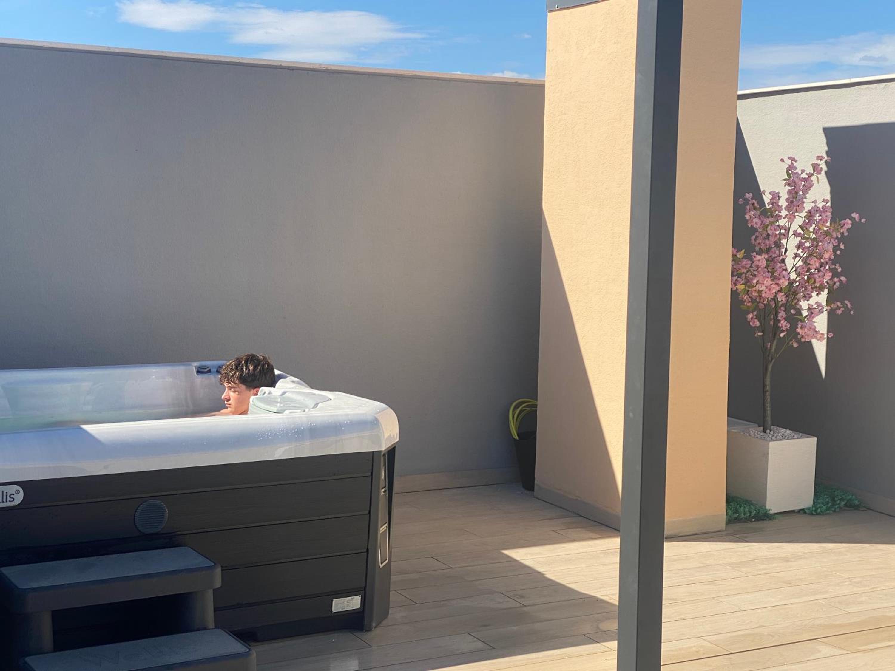 Santa Rosalia Lake & Life Resort Jacuzzi penthouse Golf