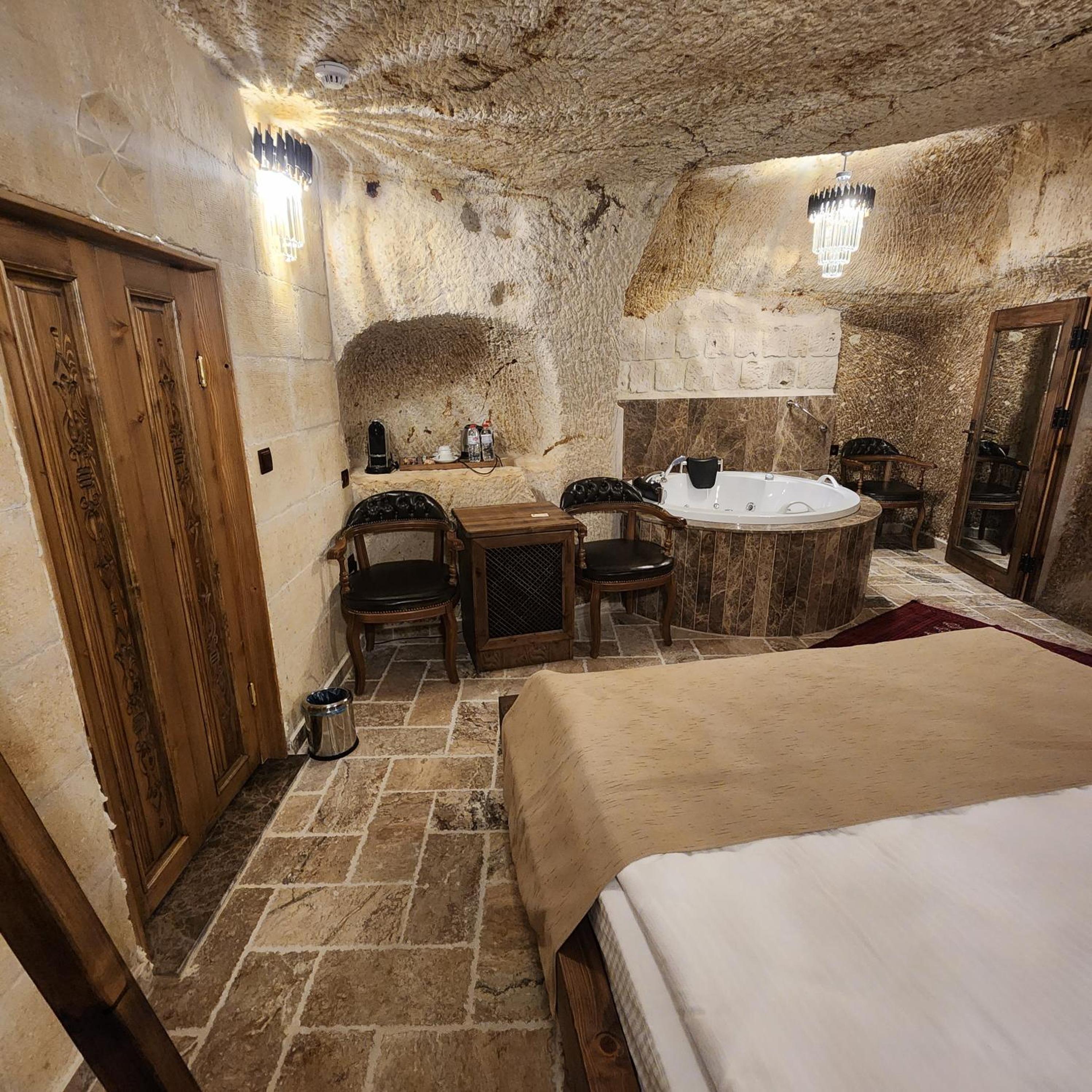 Noah's Ark Cave Hotel - Image 30