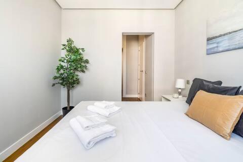 JA Suites Madrid view 5