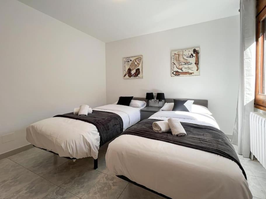 Barthe Holidays I Gran apartamento en el pueblo de Pal 8PAX I Terraza, Vistas al valle, Ideal para familias o grupo, Pet friendly I Rider