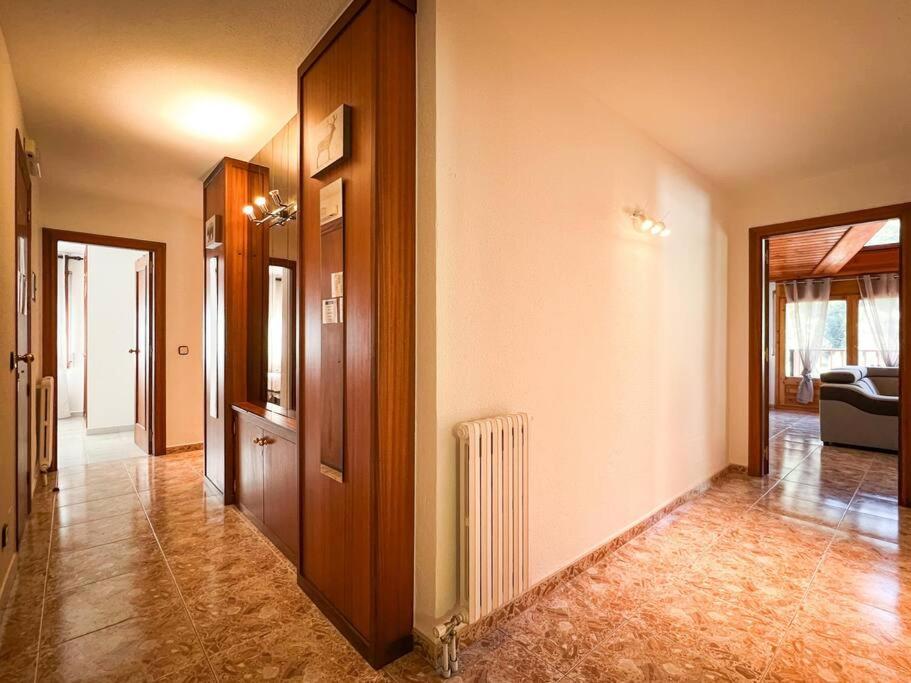 Barthe Holidays I Gran apartamento en el pueblo de Pal 8PAX I Terraza, Vistas al valle, Ideal para familias o grupo, Pet friendly I Rider