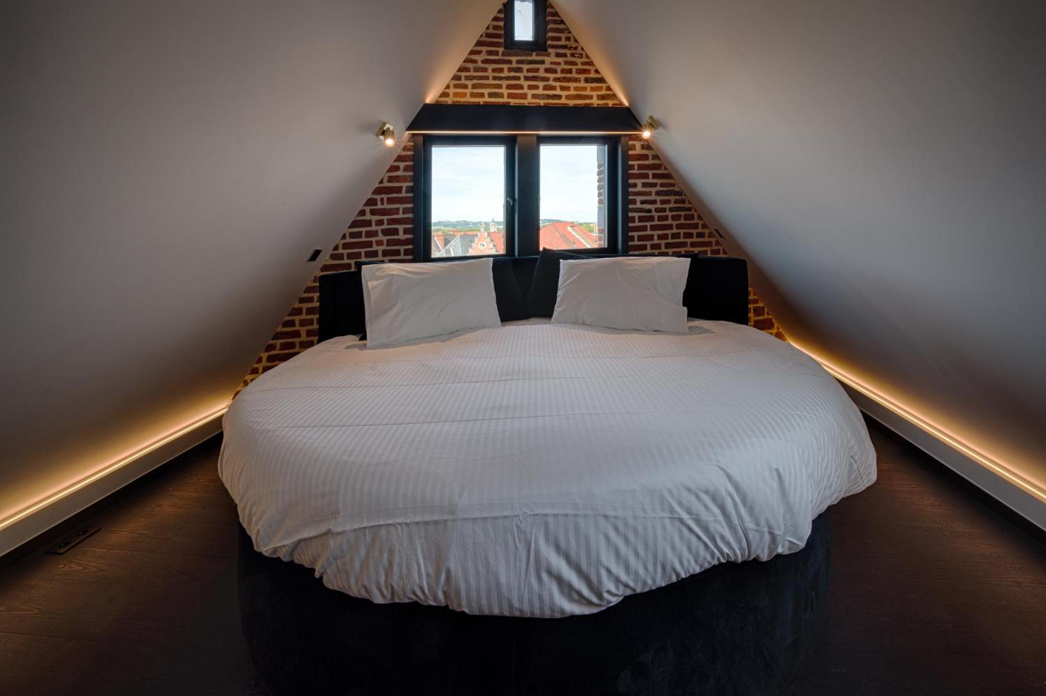 AGORA Tournai Wellness Suites Grand-Place