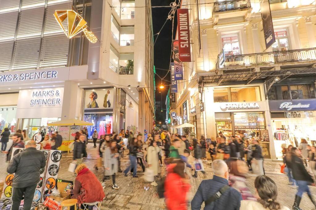 Your cube place at Ermou - Plaka