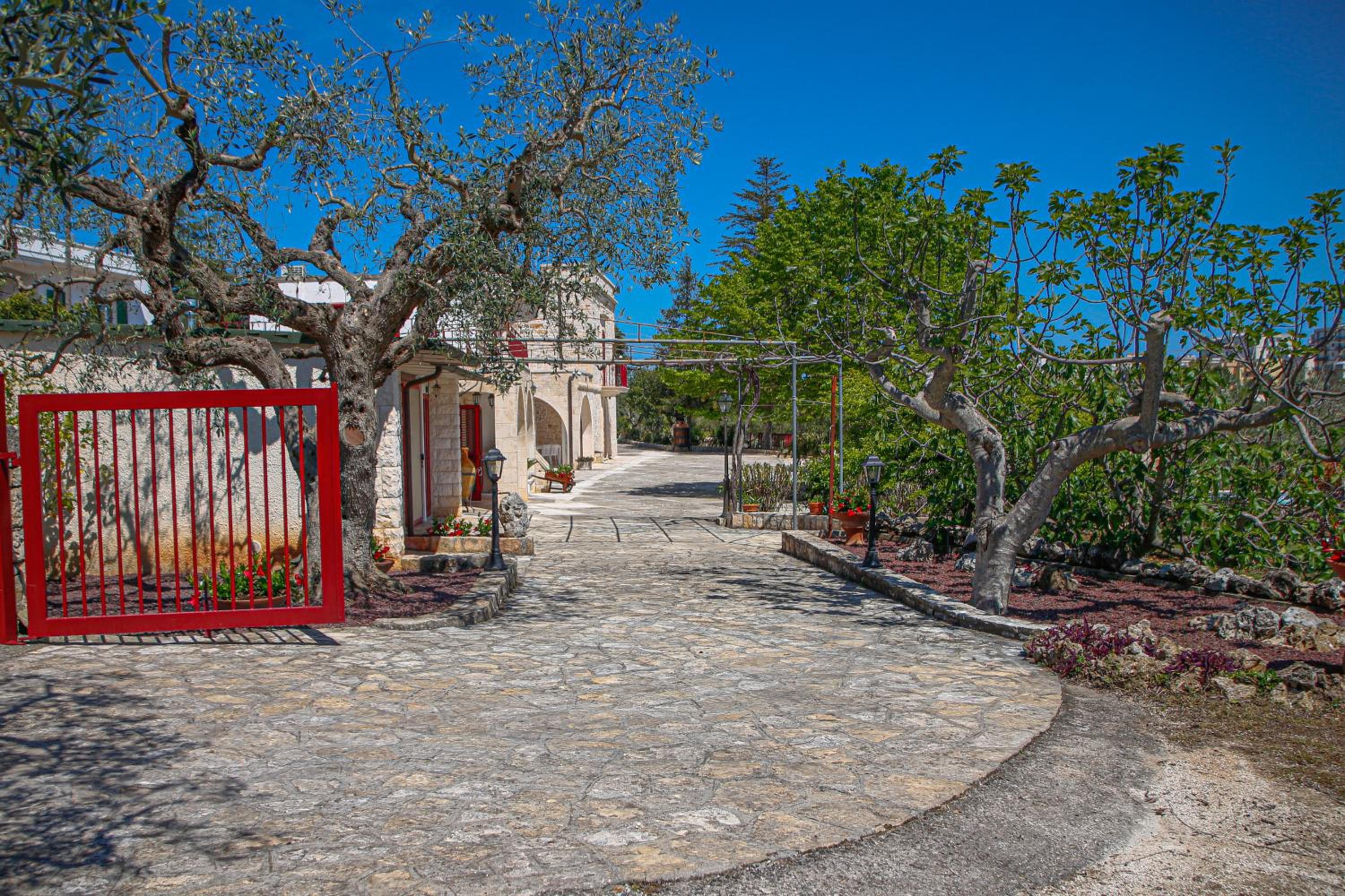 Masseria Trulli Bruni