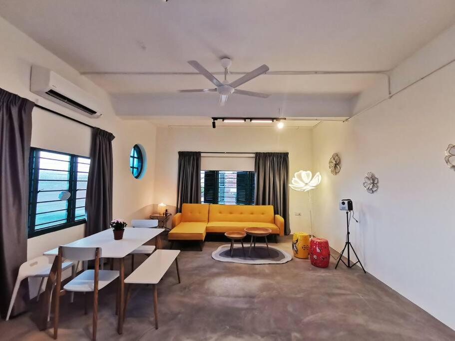 Ipoh town centre eastern oriental 8 pax(2BR) photo 5